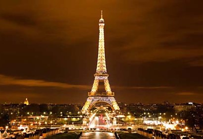 Samolepiaca tapeta na vstavanú skriňu Eiffelova veža v Paríži