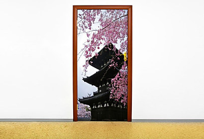 Fototapeta - Pagoda a rozkvetlá višeň 6043
